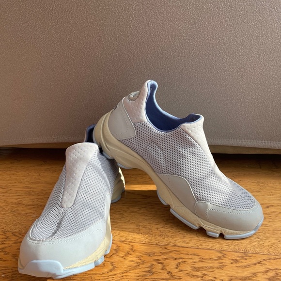 LL Bean Walking Gymshoes; Womens 8 - NEW - Picture 6 of 6